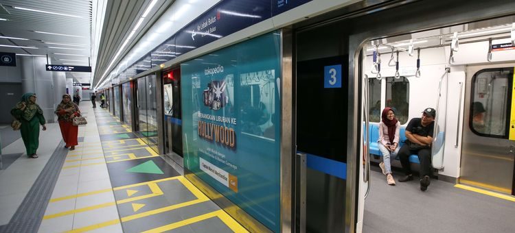 Mulai Hari Ini Tarif MRT Berlaku Normal