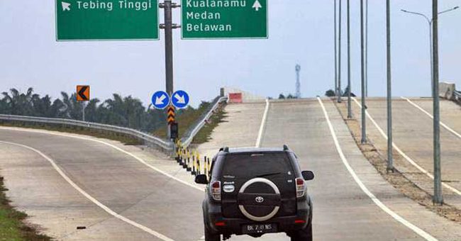 Pembangunan Jalan Tol Kuala Tanjung-Tebing Tinggi-Parapat Tingkatkan Konektivitas Ke Danau Toba