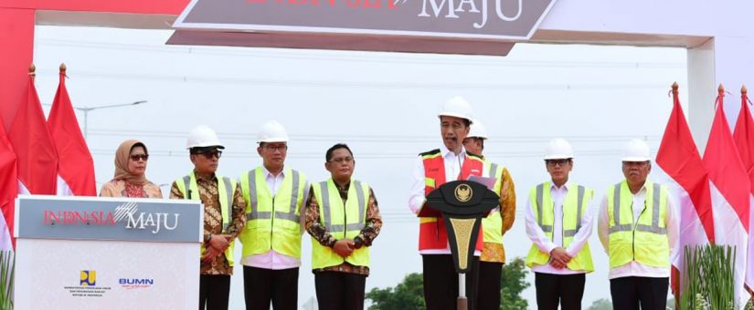 Jokowi Resmikan Tol Layang Japek II